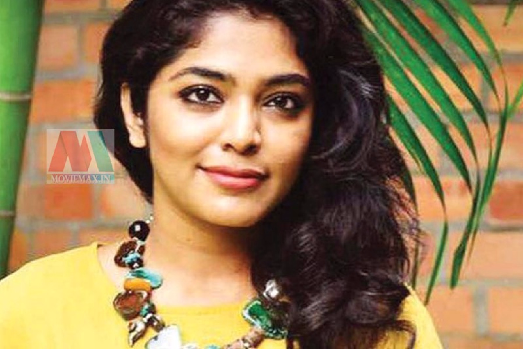 ഞങ്ങള്‍ എന്തുപറയണമെന്നാണ്..? ബലാത്സംഗവാര്‍ത്ത‍കളെ കുറിച്ച് പ്രതികരിച്ച് റിമ കല്ലിങ്കല്‍